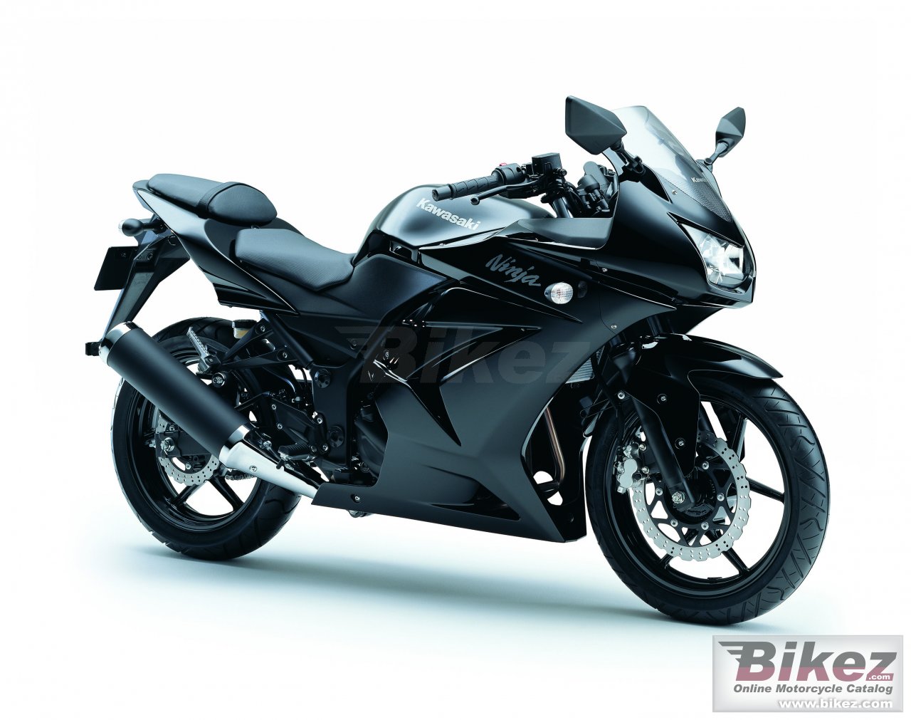 Big Kawasaki ninja 250r picture and wallpaper from Bikez.com